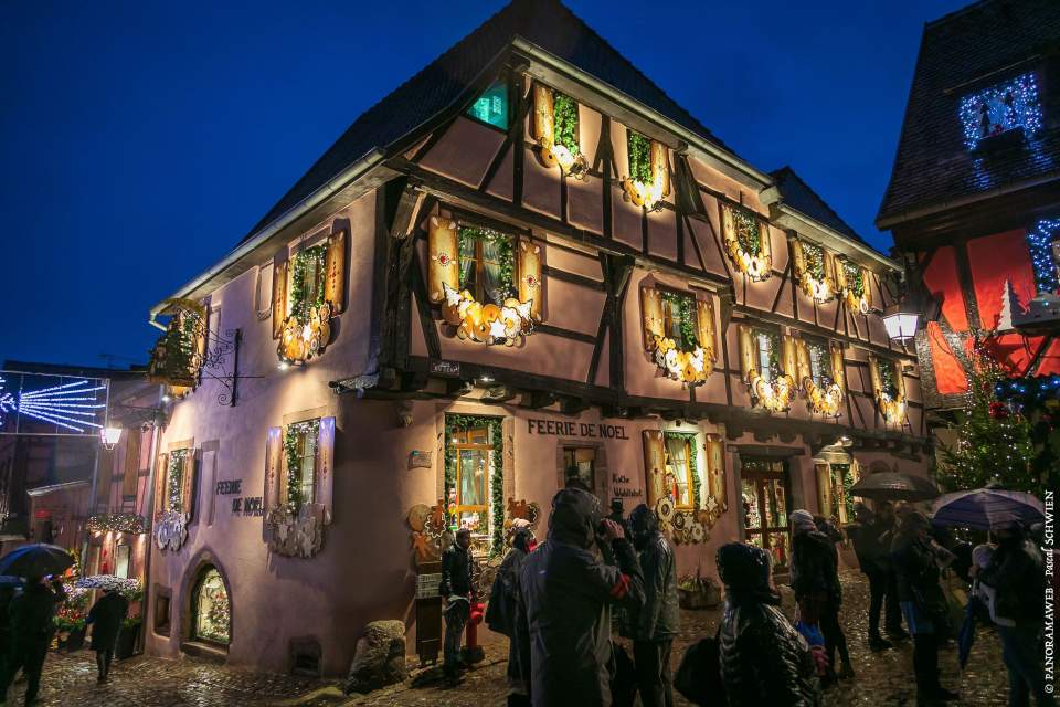 Photo of Christmas market in Riquewihr, Hotel Restaurant Route des Vins Alsace